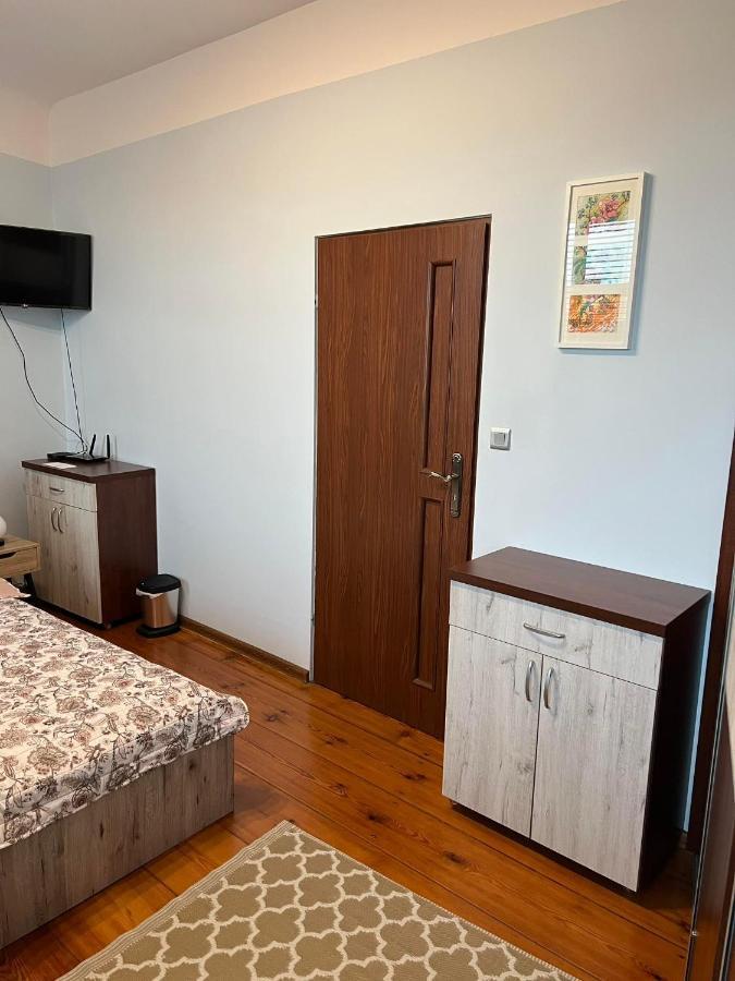 Jednosci Hostel เจโลนากูรา ภายนอก รูปภาพ